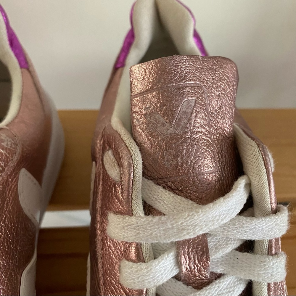 Veja V-10 Pink Matallic Sneakers 9 - Picture 7 of 16